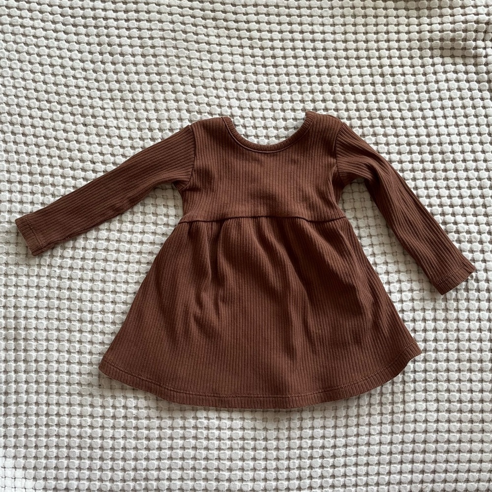 Ribbed Quincy Mae Dress- Pecan